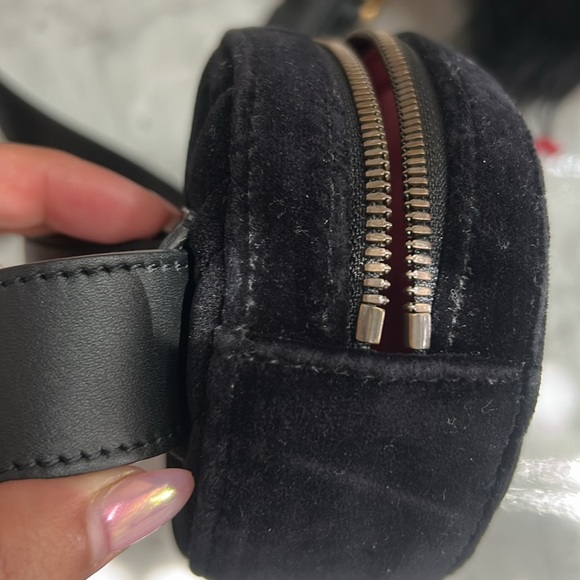 Gucci Black Velvet Oval Fanny Pack Marmont GG AUTHENTIC - Picture 14 of 16